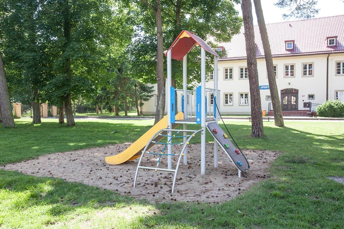 Отель Rewita Rogowo K Kolobrzegu Экстерьер фото